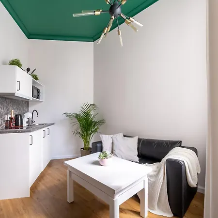 Designer Library House Studio, Walk To Old Town Рига