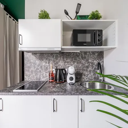 Designer Library House Studio, Walk To Old Town Апартаменты *